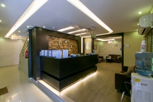 مجمع جمال الأسنان المتخصص (3) مجمع جمال الأسنان المتخصص (3)