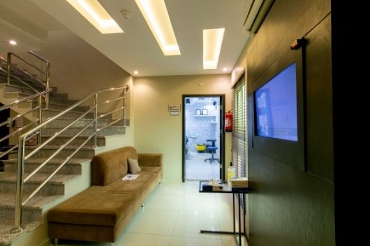 مجمع جمال الأسنان المتخصص (7) مجمع جمال الأسنان المتخصص (7)